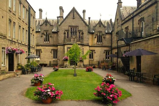 Burton Closes Hall Care Home